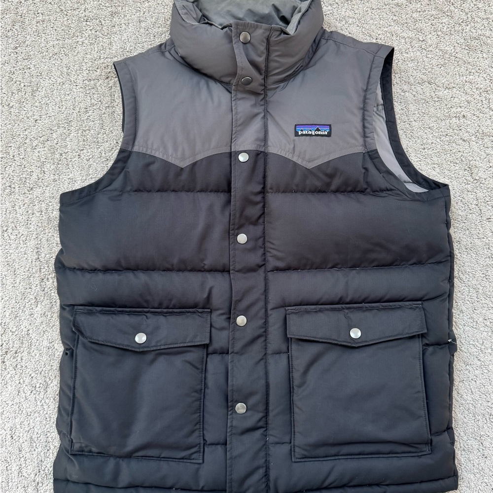 Patagonia Men's Black and Gray Puffer Vest